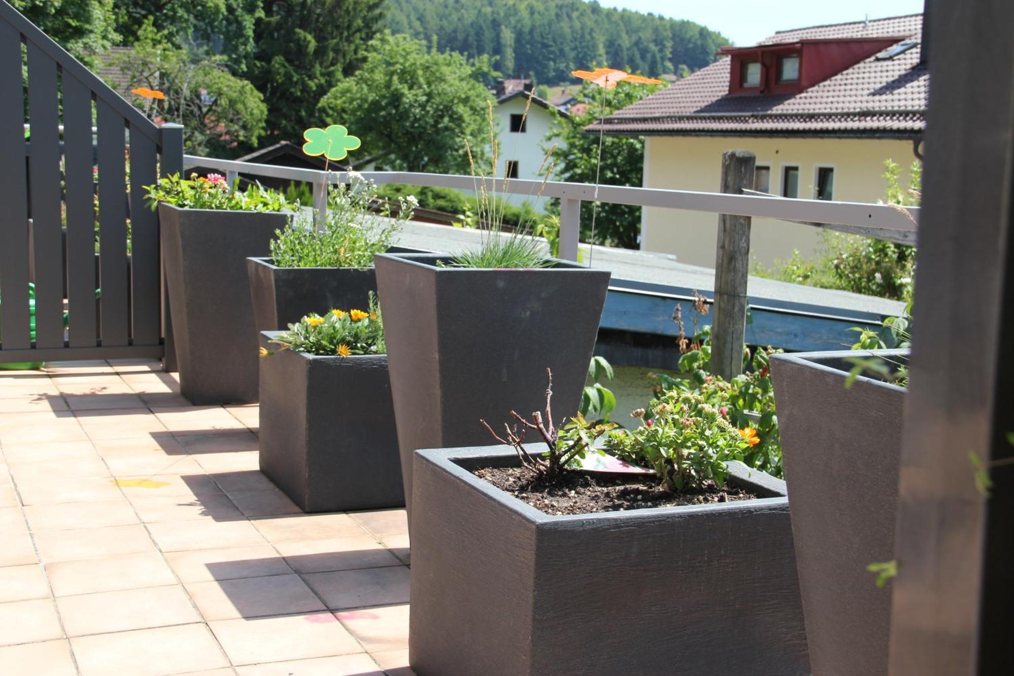 Villa Relax - Ferienwohnungen & Hallenbad & Relaxgarten Bodenmais Exterior foto