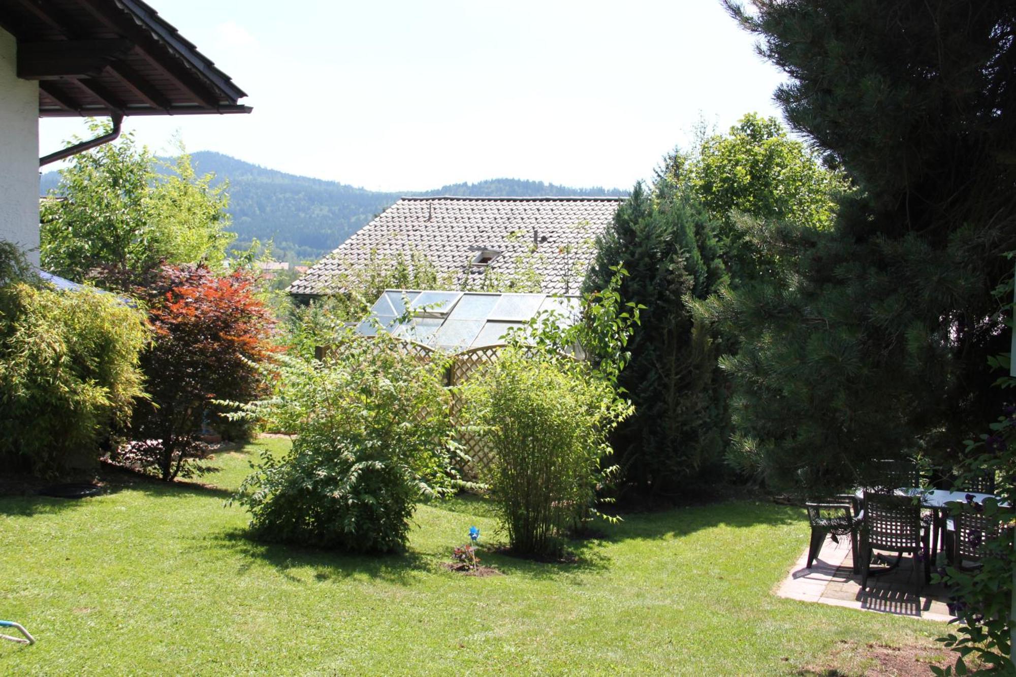 Villa Relax - Ferienwohnungen & Hallenbad & Relaxgarten Bodenmais Exterior foto