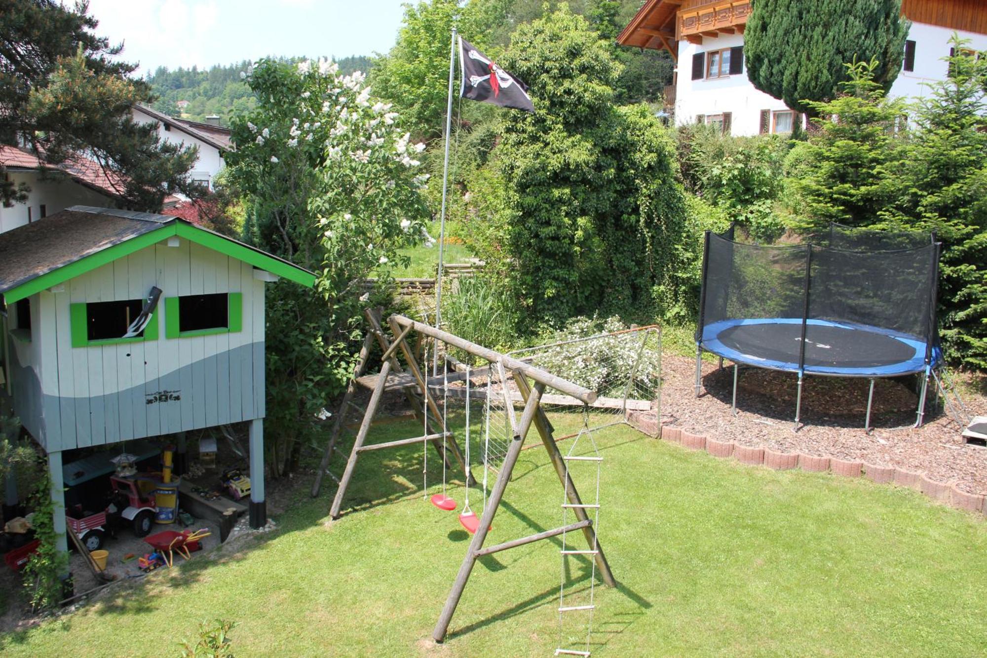 Villa Relax - Ferienwohnungen & Hallenbad & Relaxgarten Bodenmais Exterior foto